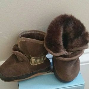 robeez cozy ankle bootie